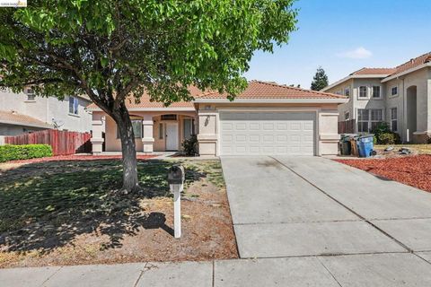 Photo of 2109 Bedrock Way, Antioch, CA 94509 (MLS # 41129927)