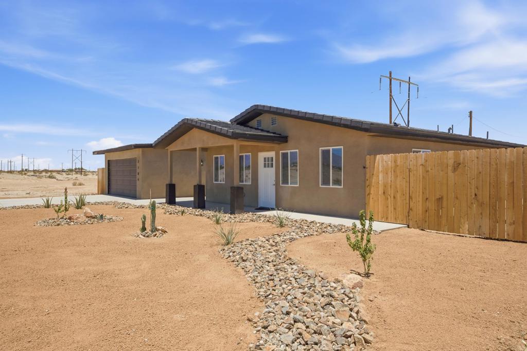 Photo 1 of 29 — 2184 Riviera Court, Thermal, CA 92274
