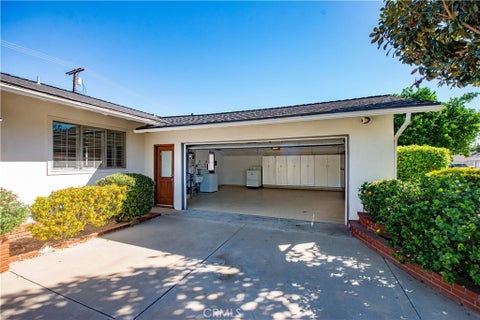 Tiny photo for 22449 Burton Street, West Hills, CA 91304 (MLS # SR26226488)