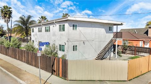 Photo of 11513 Berendo Ave, Los Angeles, CA 90044 (MLS # SB26090535)