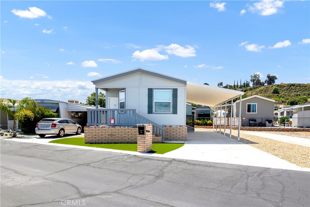 Come walk through this beautiful BRAND NEW Skyline Amber Cove Manufactured home. This 2 bed 2 bath home is a perfect ready to move in 55+ community. The home offers offers approx. 960 sq ft of living space with a FIRE SUPPRESSION SYSTEM, stainless steel appliances, laminate countertops, carpet and vinyl flooring, plus an extended front porch. Low maintenance landscaping and 12 X 40 carport attached.
Home comes with an extended warranty and a monthly space rent discount for the first six months.
Enjoy amazing views of the local mountains. The park has swimming pool, hot tub, clubhouse with kitchen, pool tables, an activity room, TV room, library and onsite laundry facilities. Hang out with your dog at our dog park or play horseshoes.
RV storage area to park your motorhome for a nominal fee. Close to shopping and restaurants and minutes from the town of Idyllwild.