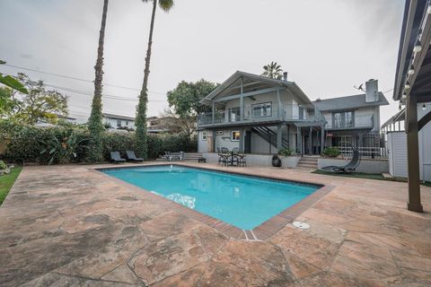 Photo of 444 Avalon Dr. Dr, Vista, CA 92084 (MLS # 260015796SD)