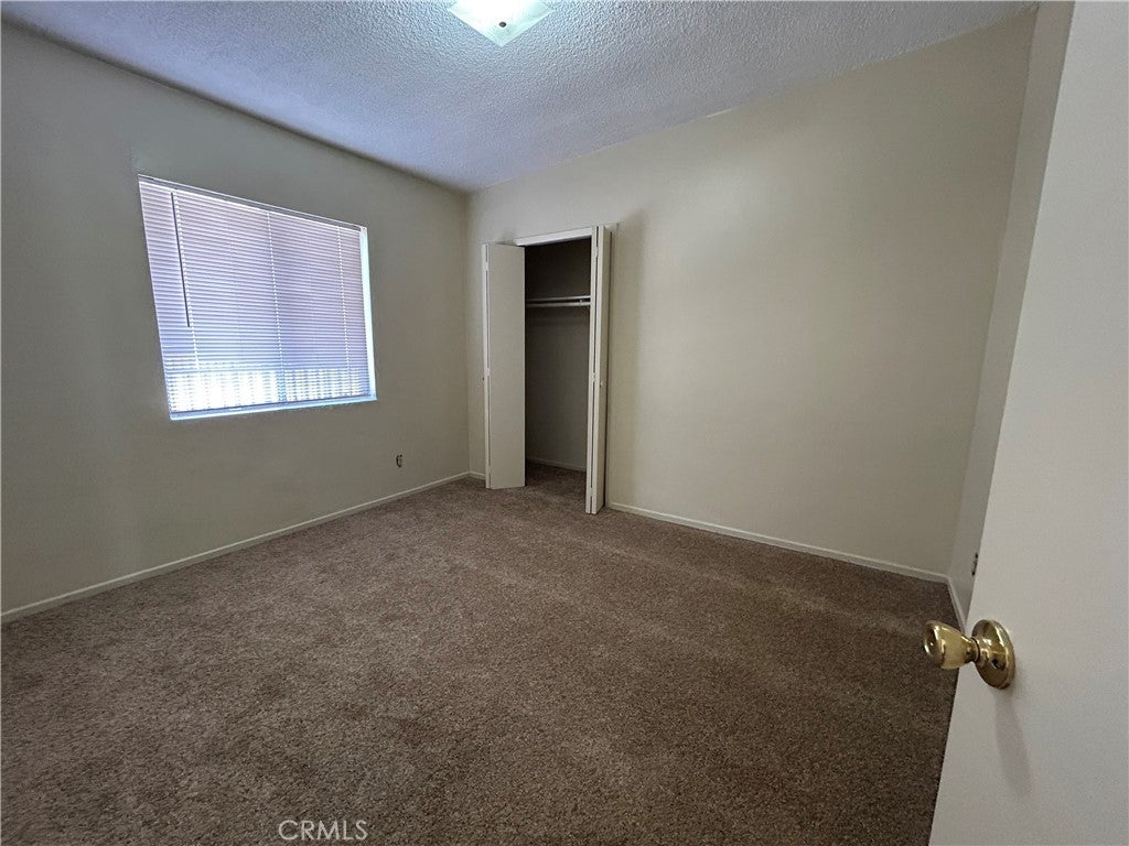 325 W Carson Street 9