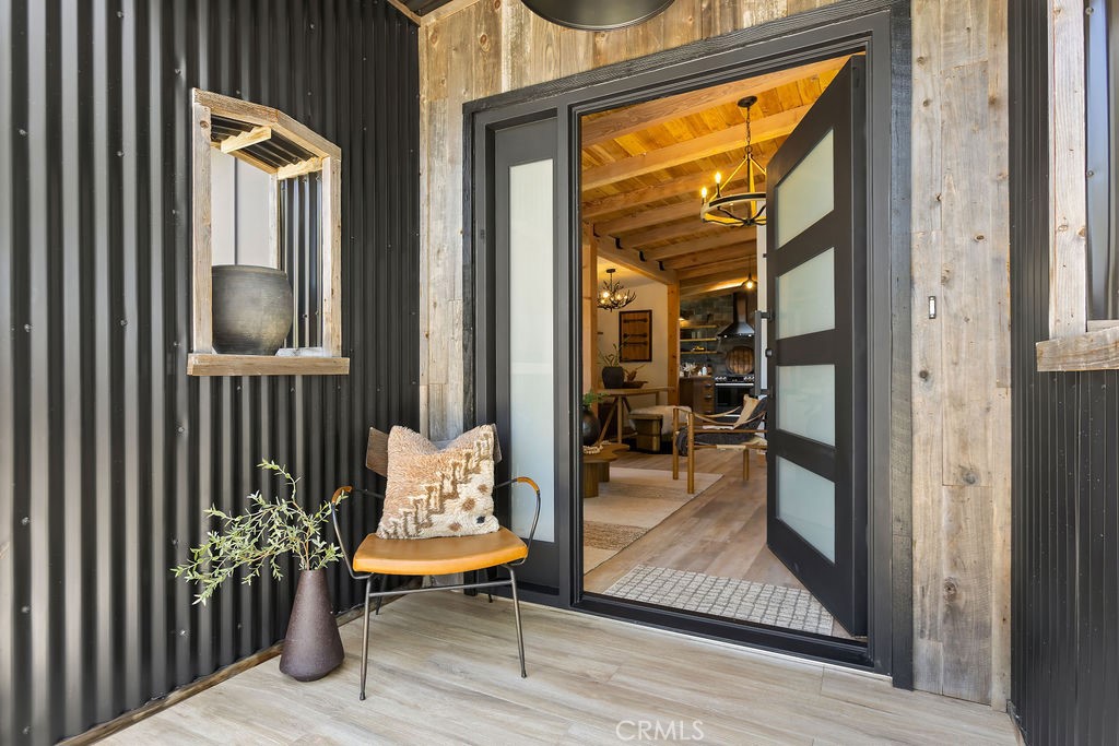 252 Walnut