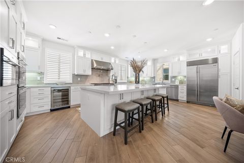108 Catalyst Irvine CA 92618