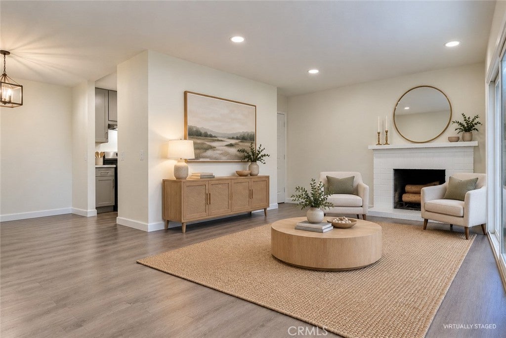 1098 Cabrillo Park B