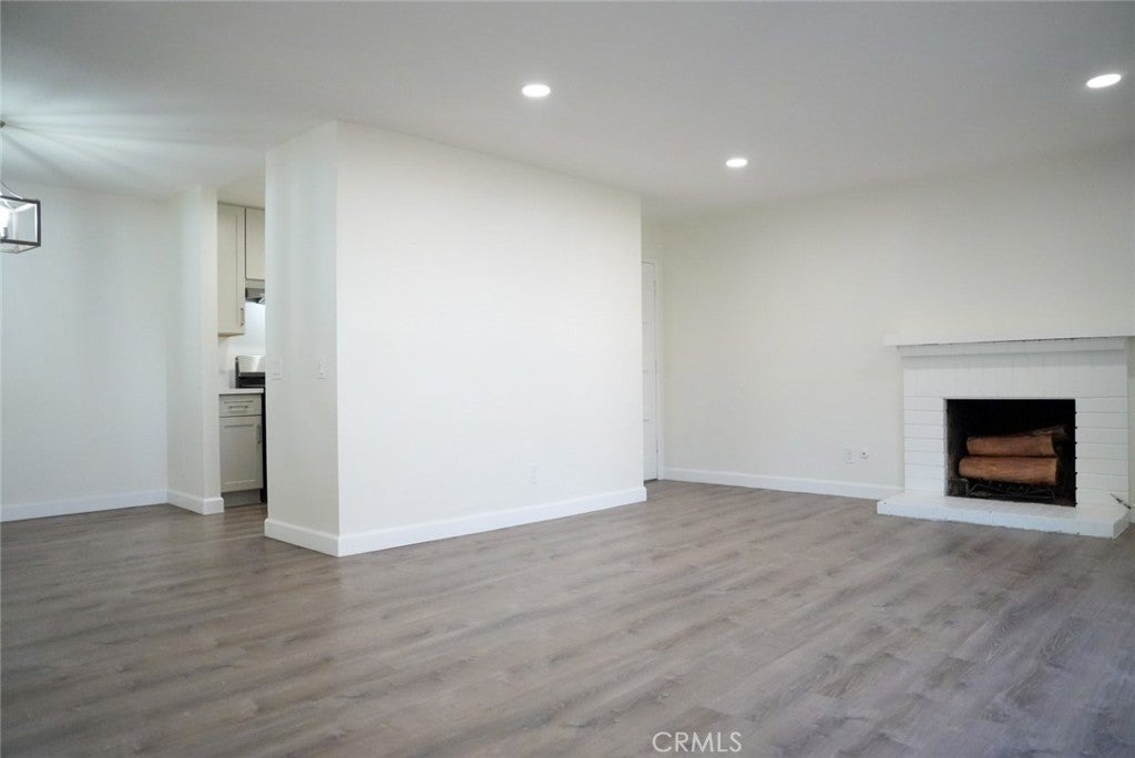 1098 Cabrillo Park B