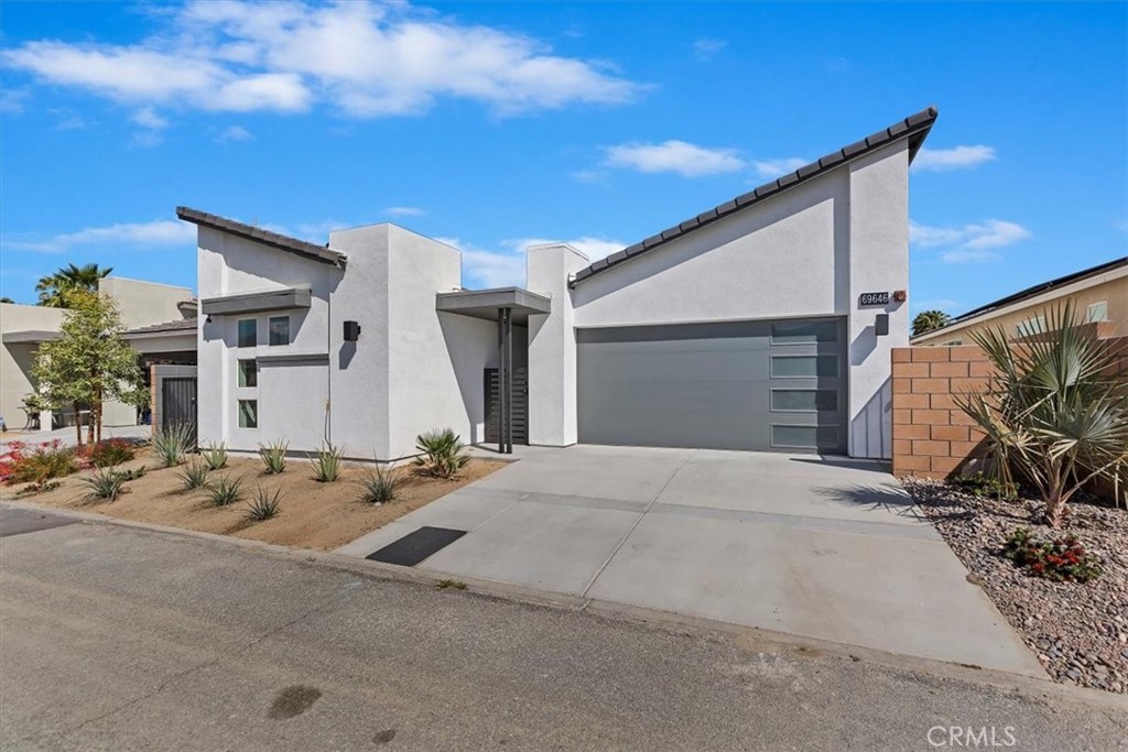 Rio Del Sol (33626) - Residential