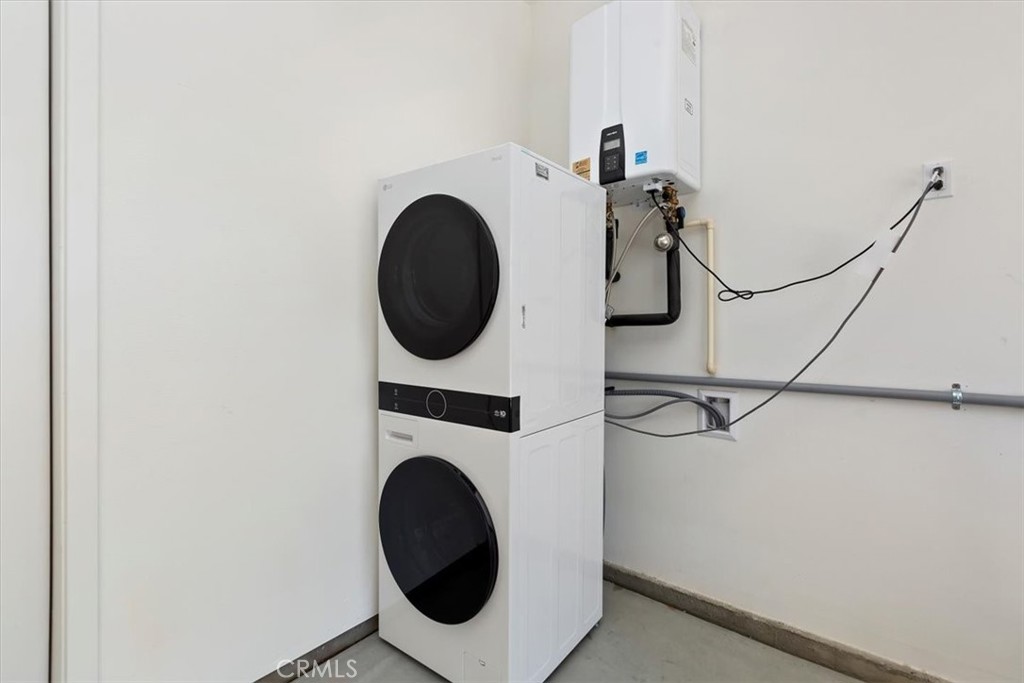 Rio Del Sol (33626) - Residential