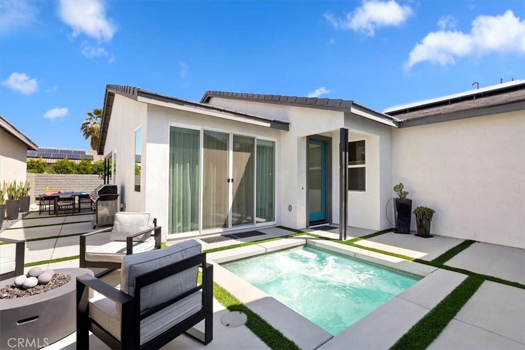 Rio Del Sol (33626) - Residential