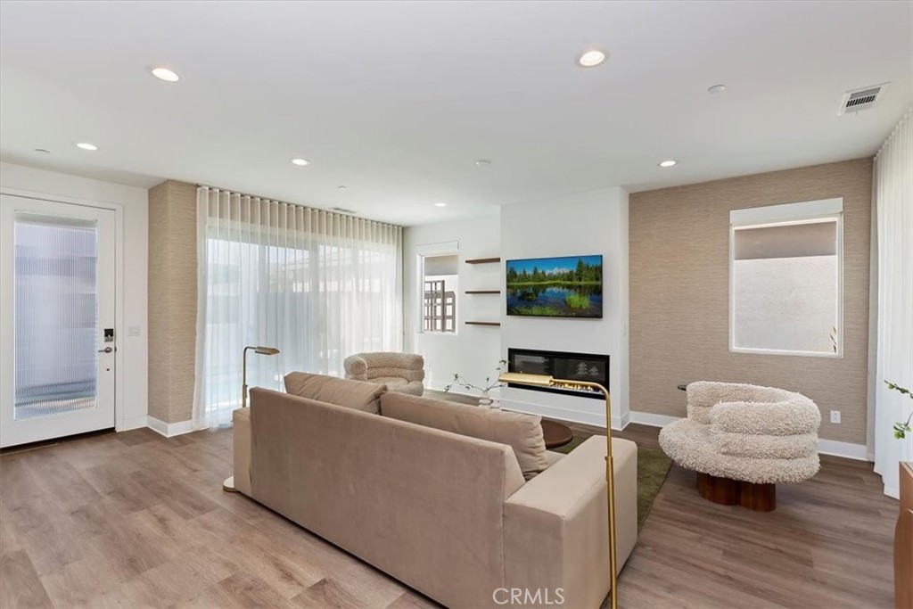 Rio Del Sol (33626) - Residential