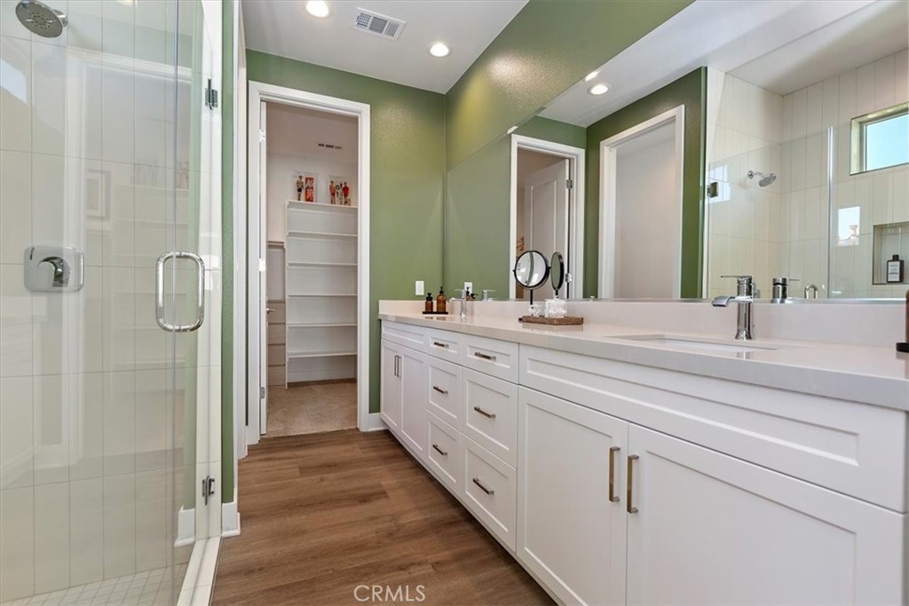 Rio Del Sol (33626) - Residential