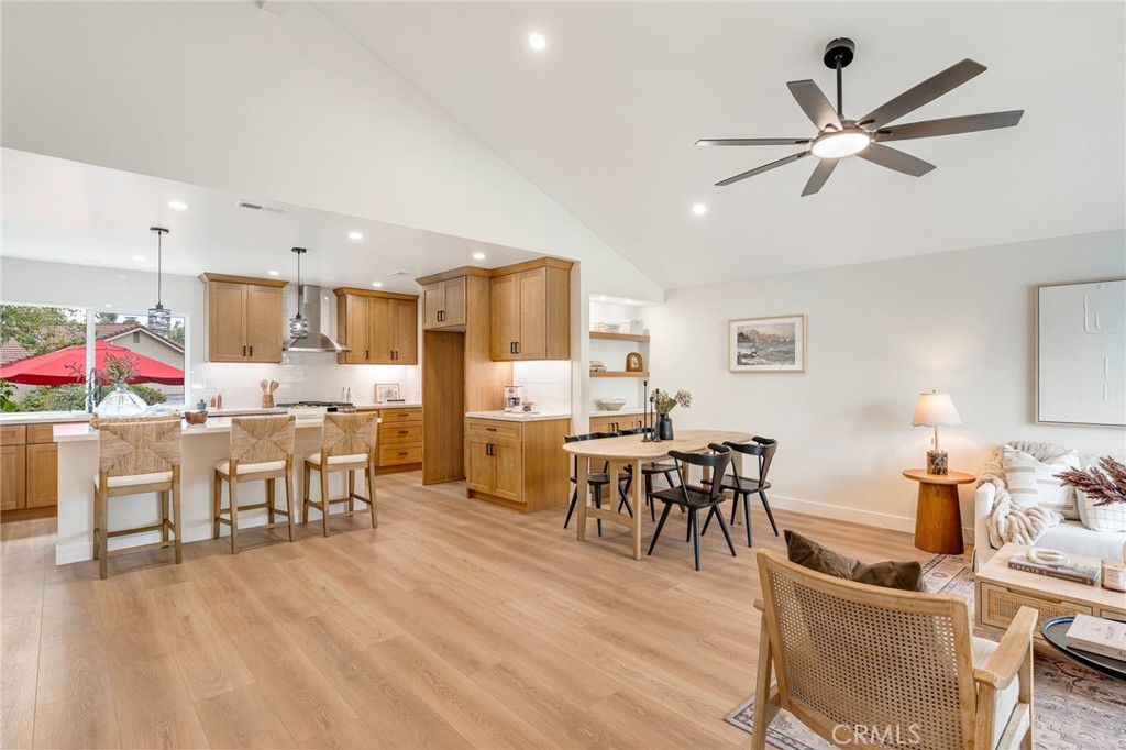 2706 Sheridan