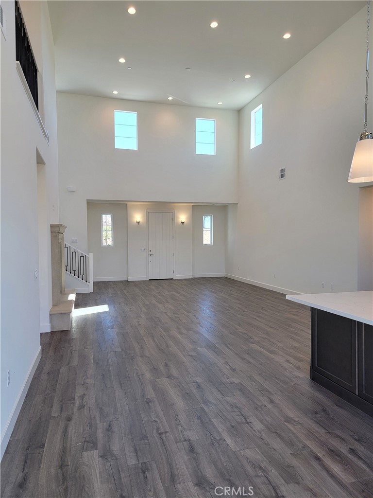 The Reserve at River Oaks - Residential