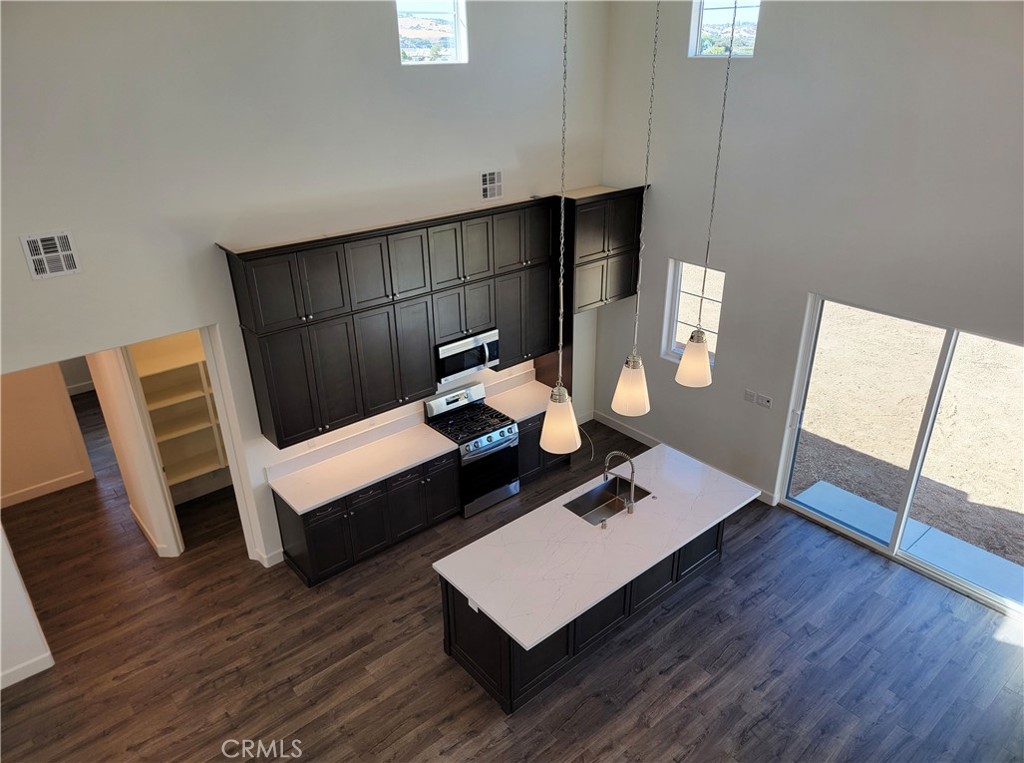 The Reserve at River Oaks - Residential