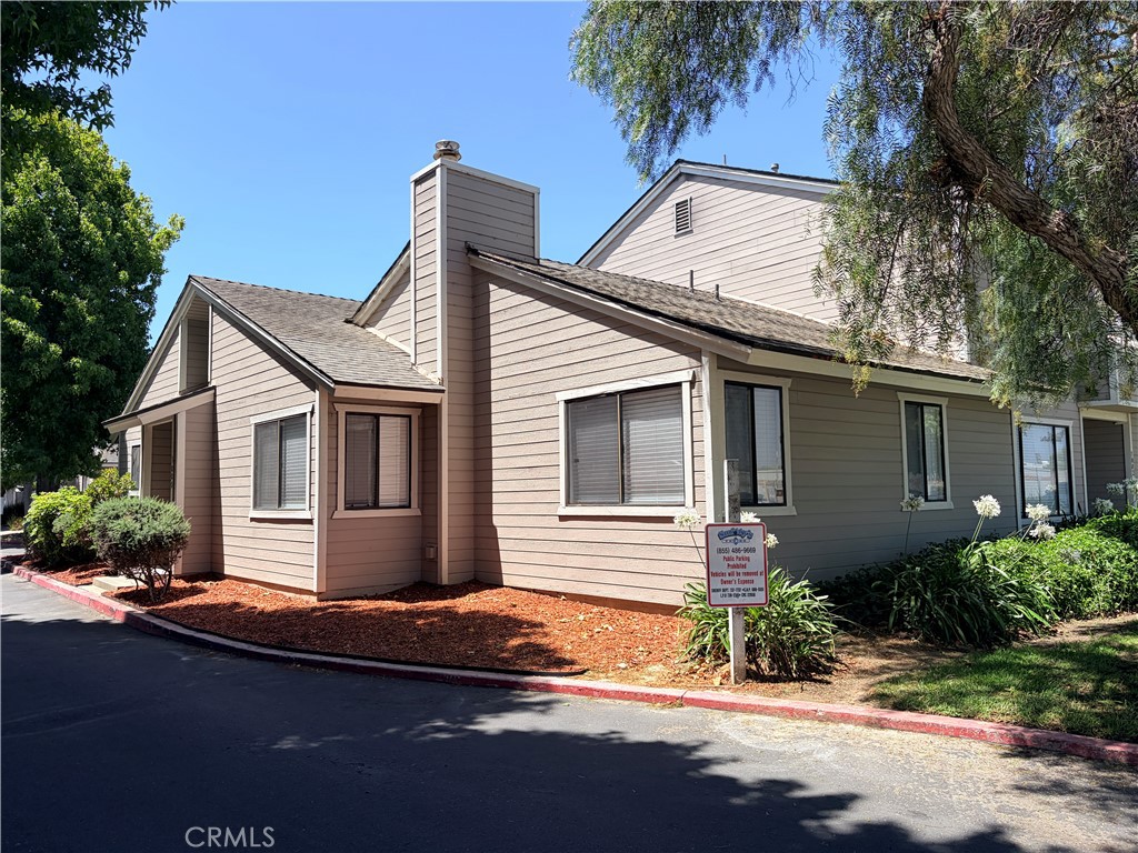 1000 W Chestnut Avenue
