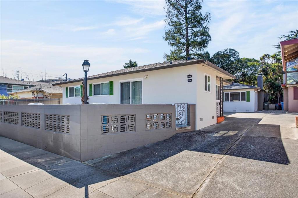 910912 Academy Avenue