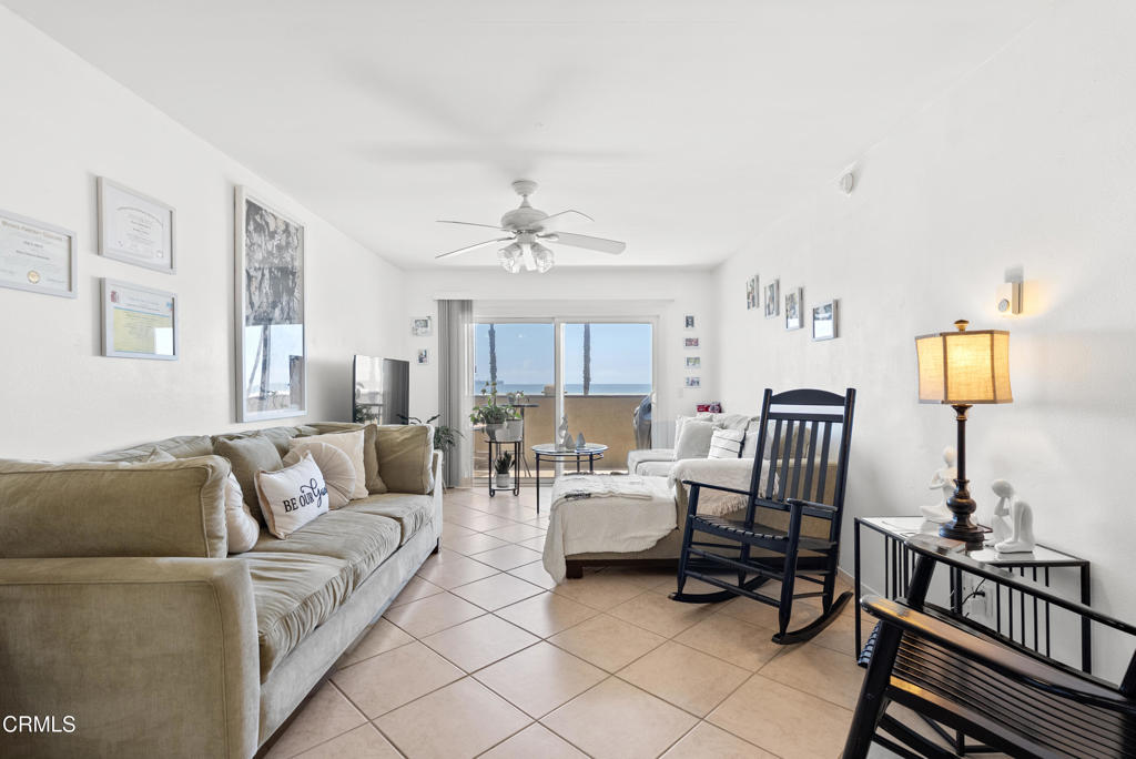 218 E Surfside Drive