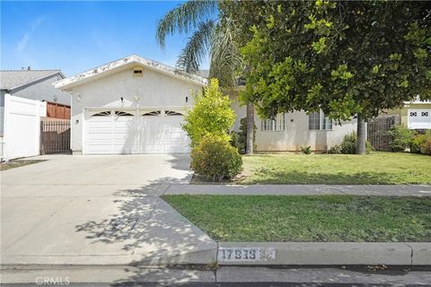Photo of 17919 Califa Street, Encino, CA 91316 (MLS # SR26090450)