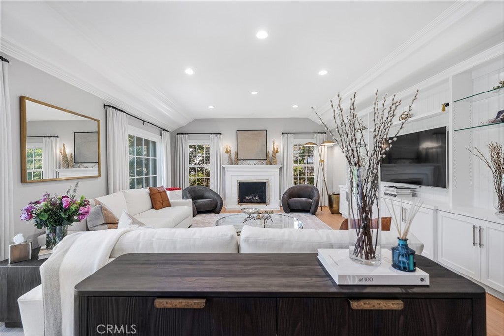 10455 Lindbrook Drive, Los Angeles CA 90024