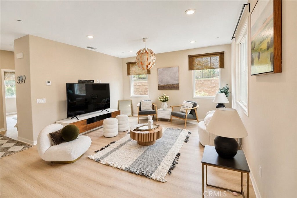 42 Gable Ct