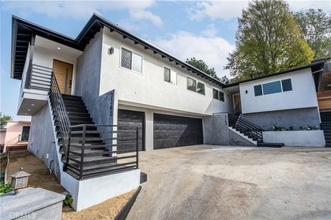 Photo of 3362 Bellota Way, Los Angeles, CA 90027 (MLS # SR26004040)