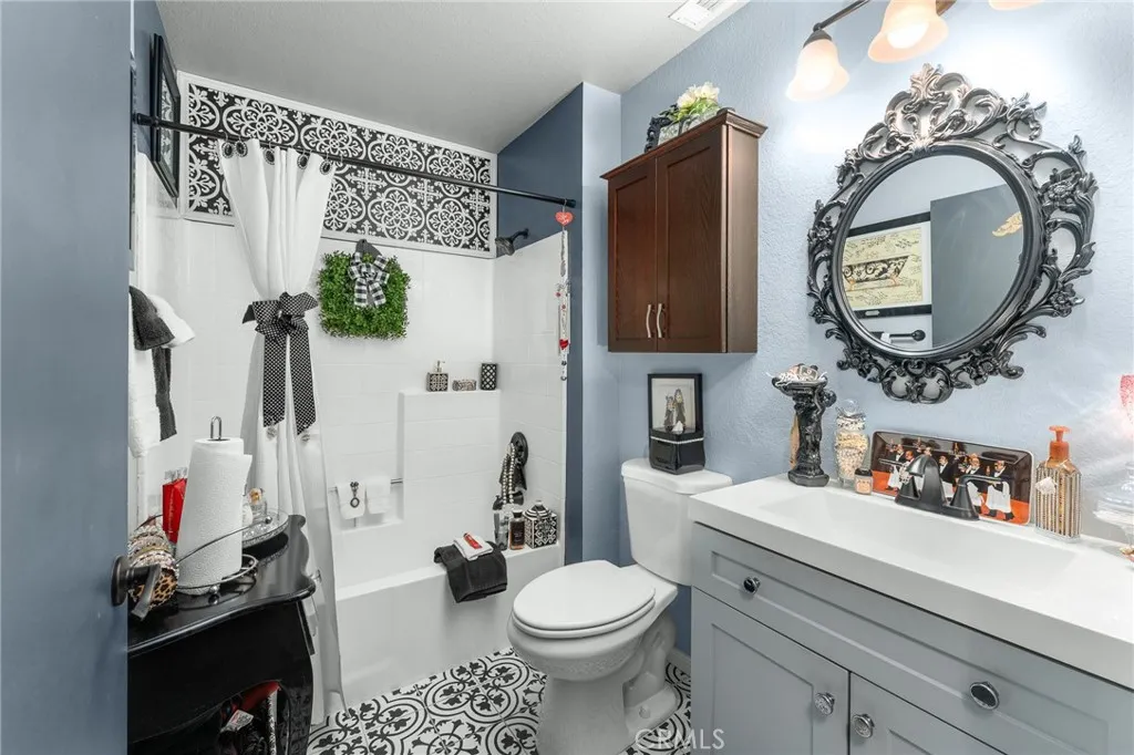 Cherry Valley, California 92223, United States, 2 Bedrooms Bedrooms, ,2 BathroomsBathrooms,Residential,Active,132273