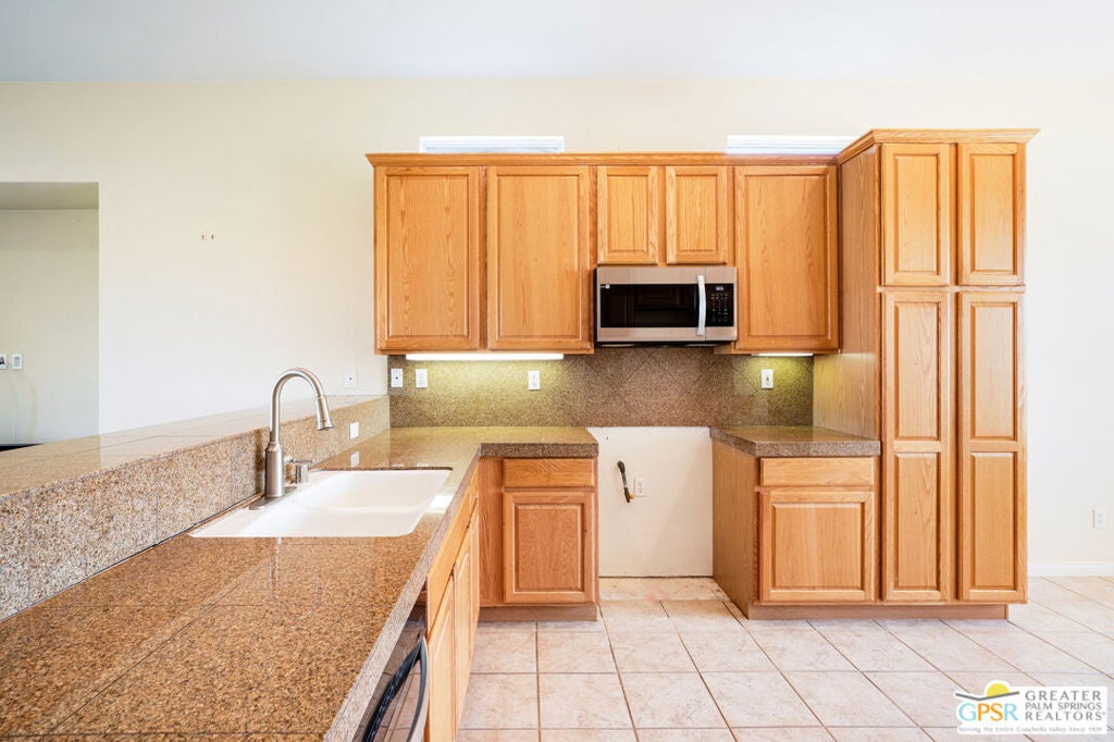 44077 Royal Troon Drive