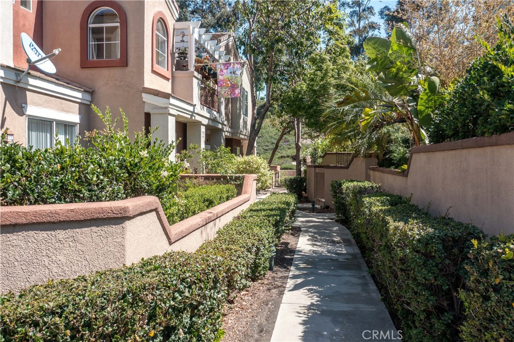 112 Santa Barbara Court