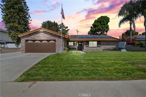 19692 Rowan Avenue Rialto CA 92377
