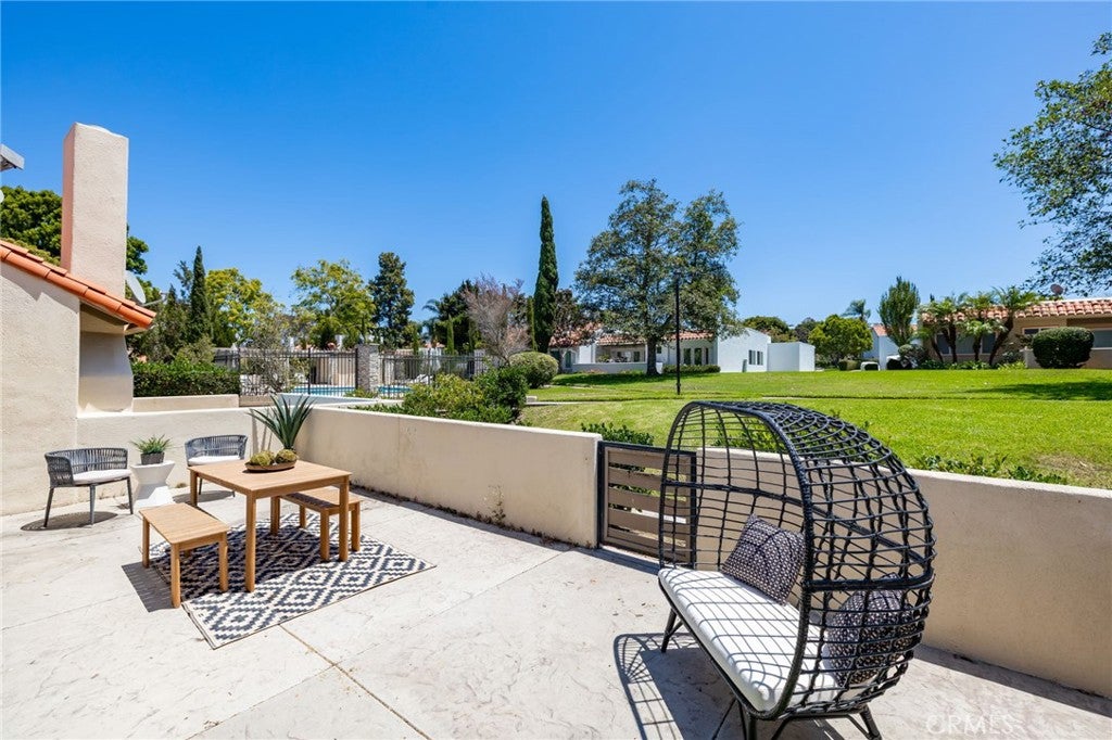 2332 Vista Huerta, Newport Beach CA 92660 - Photo 35