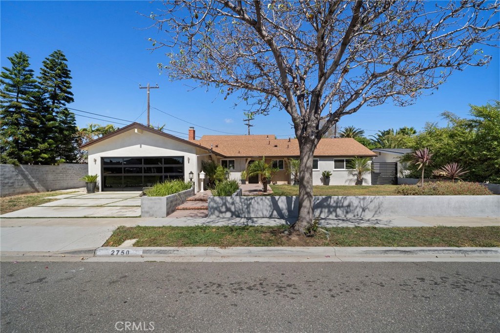 2750 San Carlos