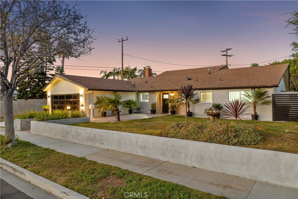 2750 San Carlos LN