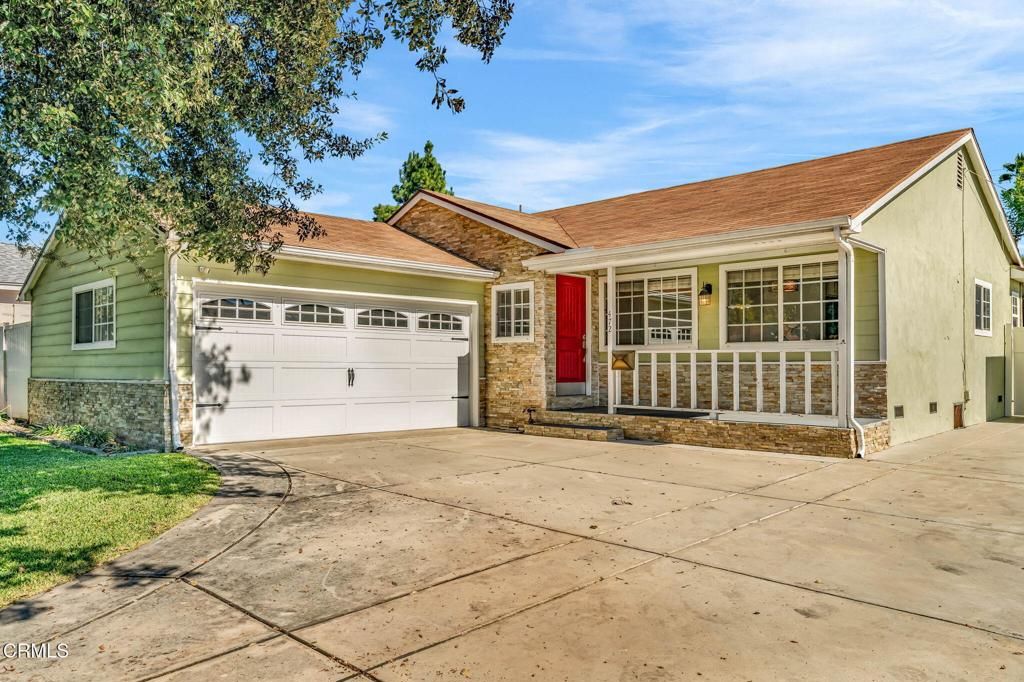 Photo of 472 Geneva Avenue, Claremont, CA 91711 (MLS # P1-24673)