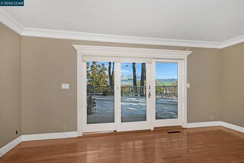 Tiny photo for 221 221 Loch Lomond Way Way, Danville, CA 94526 (MLS # 41125406)