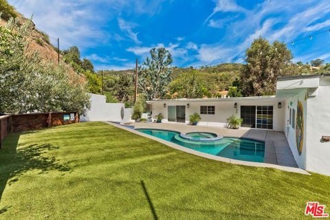 Photo of 3493 Mandeville Canyon Road, Los Angeles, CA 90049 (MLS # 26869833)