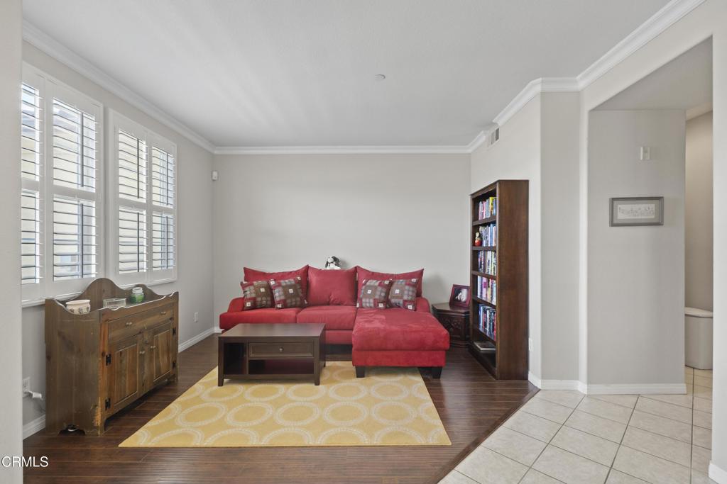 1800 E Lakeshore Drive 1306