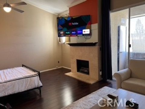 Photo of 5325 Newcastle Ave #330, Encino, CA 91316 (MLS # SR26108739)
