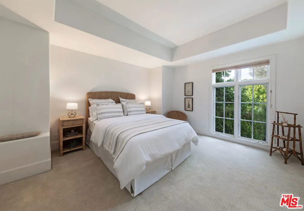 Santa Barbara, California 93108, United States, 4 Bedrooms Bedrooms, ,5 BathroomsBathrooms,Residential,Active,153876