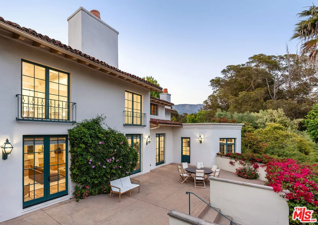 Santa Barbara, California 93108, United States, 4 Bedrooms Bedrooms, ,5 BathroomsBathrooms,Residential,Active,153876