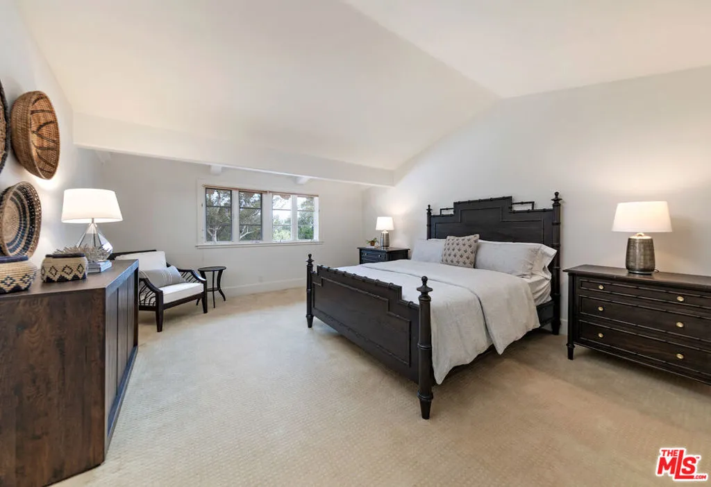 Santa Barbara, California 93108, United States, 4 Bedrooms Bedrooms, ,5 BathroomsBathrooms,Residential,Active,153876