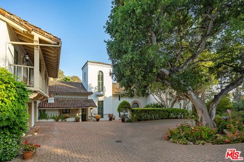 Photo of 284 Gould Lane, Santa Barbara, CA 93108 (MLS # 25554141)