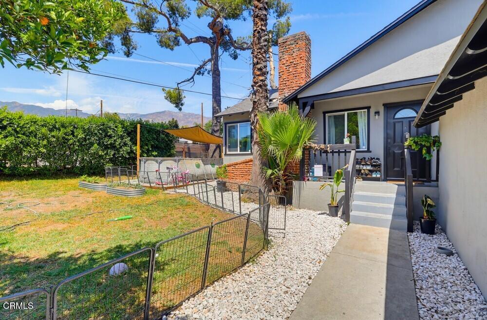 2386 Glenrose Avenue