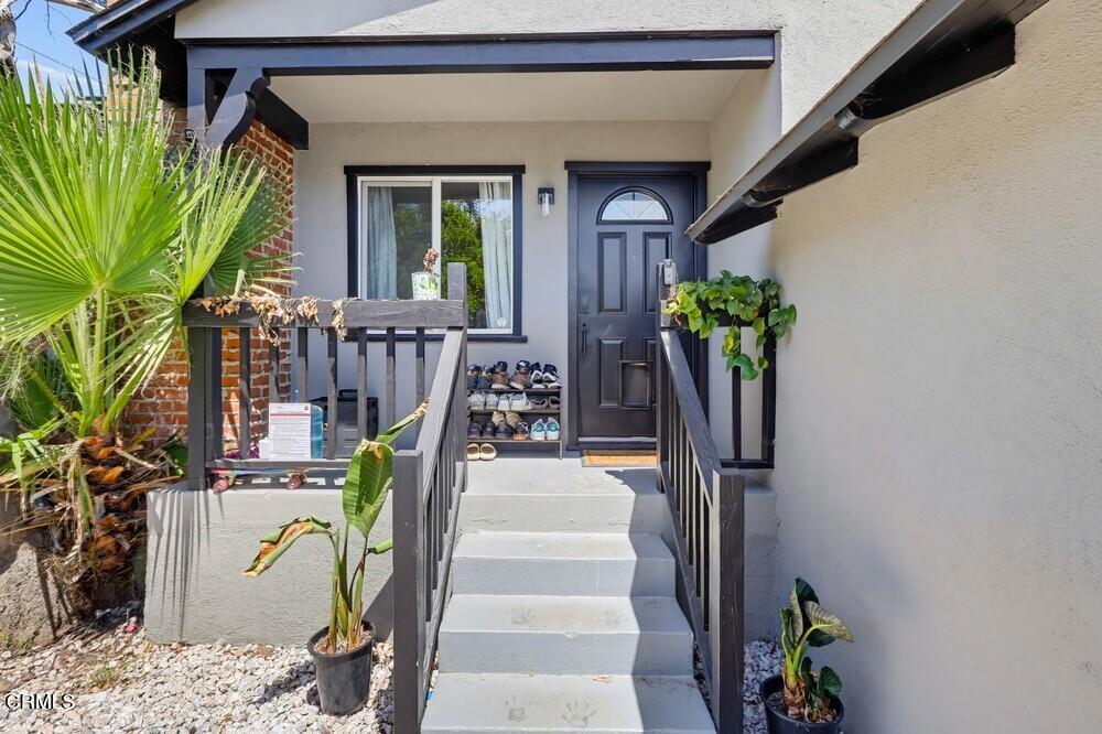 2386 Glenrose Avenue