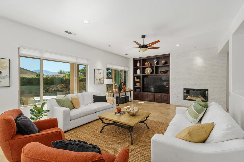 Sun City Shadow Hills (30921) - Residential