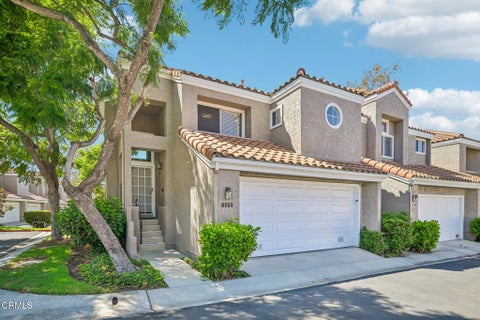 Photo of 6056 Paseo Encantada, Camarillo, CA 93012 (MLS # V1-38549)