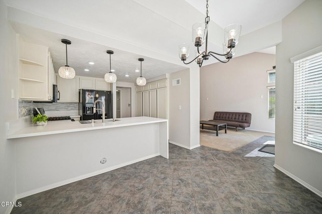 6056 Paseo Encantada