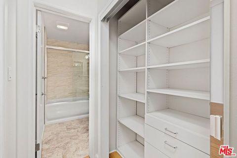 Tiny photo for 1440 VETERAN Avenue #404, Los Angeles, CA 90024 (MLS # 26672135)