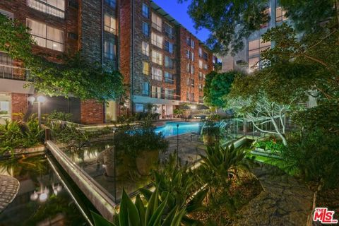 Tiny photo for 1440 VETERAN Avenue #404, Los Angeles, CA 90024 (MLS # 26672135)