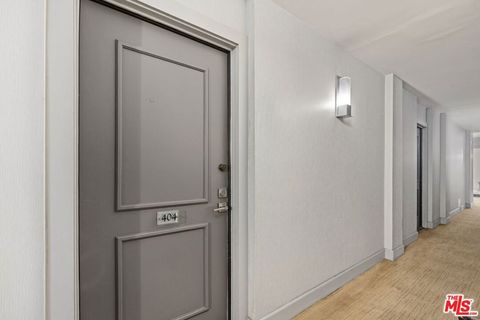 Tiny photo for 1440 VETERAN Avenue #404, Los Angeles, CA 90024 (MLS # 26672135)